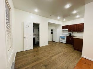 9424 133rd Ave, Jamaica, NY 11417