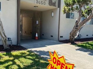 3650 E 52nd St, Maywood, CA 90270
