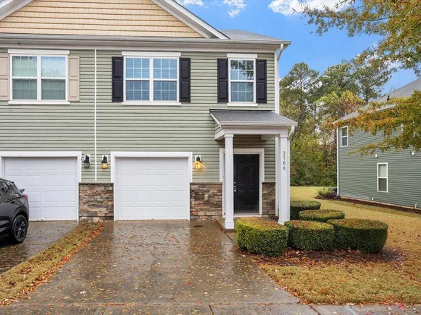 2306 Stoney Spring Dr, Raleigh, NC 27610