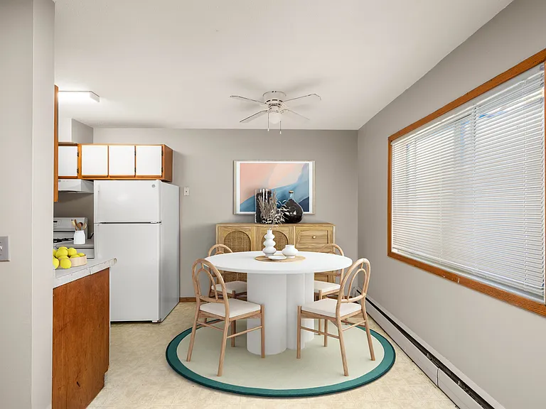 Oria Lakeview Apartments — Photo 11