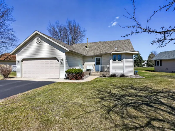 1288 Westbrook Cir, Alexandria, MN 56308