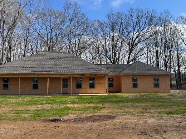154 Holly Trl, Pontotoc, MS 38863