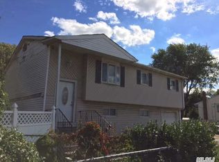 1071 Straight Path, West Babylon, NY 11704