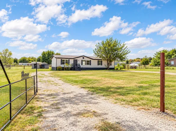 134 Valley Meadows Dr, Springtown, TX 76082