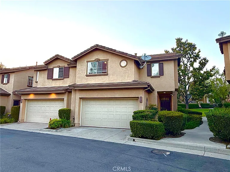 11512 Stonecrest Dr — Photo 2