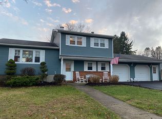 100 Carter Ter, Hackettstown, NJ 07840