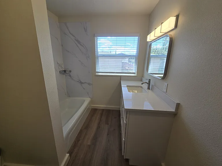 405 N 16th Ave #B — Photo 14