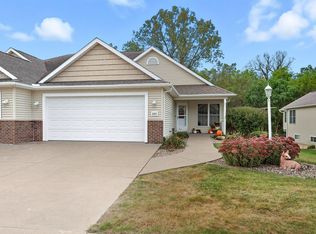 601 Aspen Trl, Muscatine, IA 52761