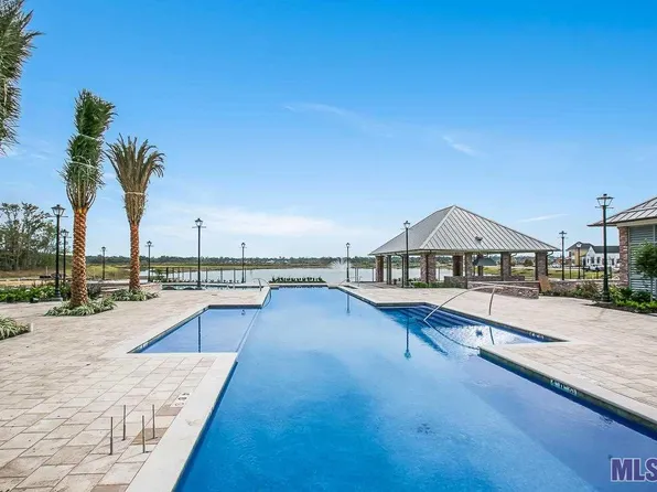 13732 Inspiration Point Dr, Baton Rouge, LA 70810