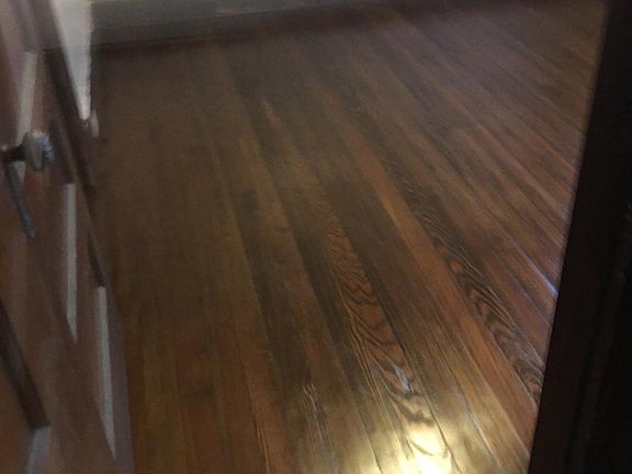 5th image of 81 Eastwood Ave #2