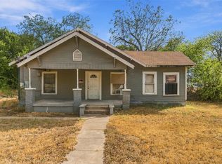 204 Eagle Dr, Eddy, TX 76524