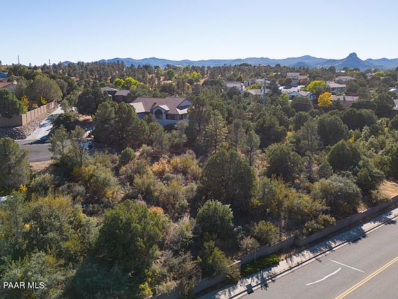 5th image of 298 Feather Ct