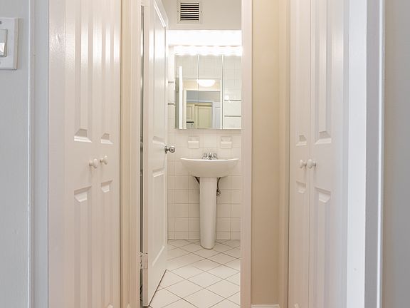 5th image of 340 E 51st St #5G