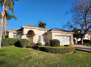 610 Windsor Park Dr, Bakersfield, CA