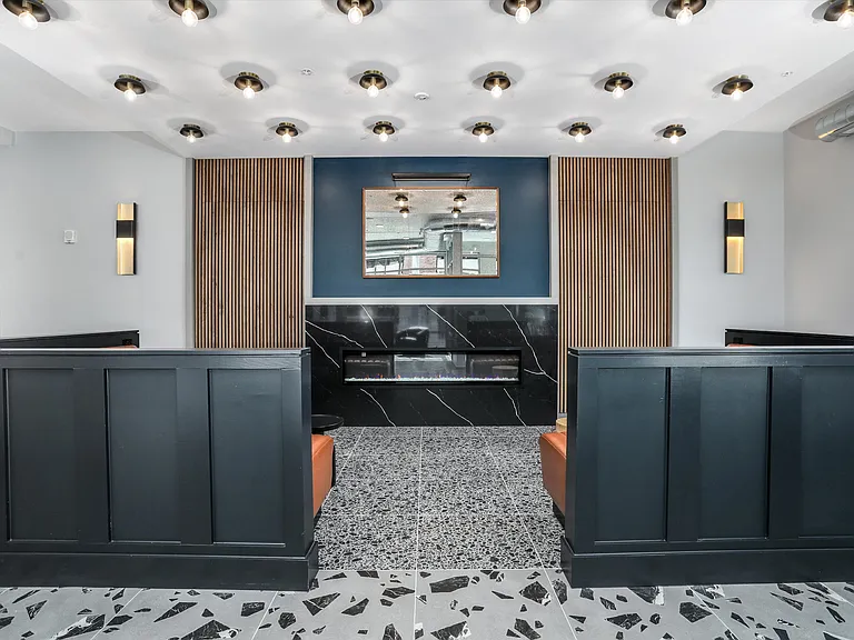 Phase II (1100 Broadway) Lobby