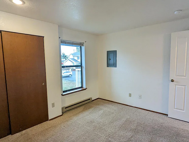 2320 Valencia St — Photo 21