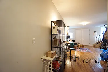 Rented by Rennit Inc.