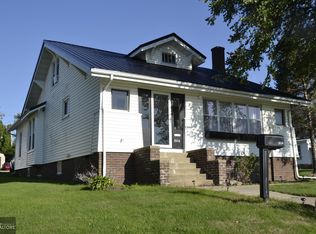 804 Harmon St, Tama, IA 52339