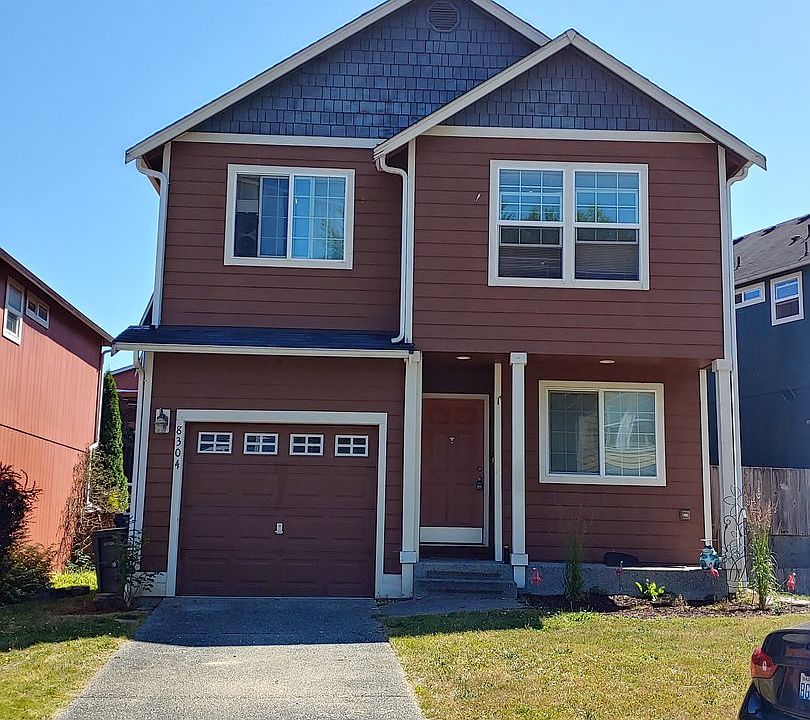 1st image of 8304 4th St NE