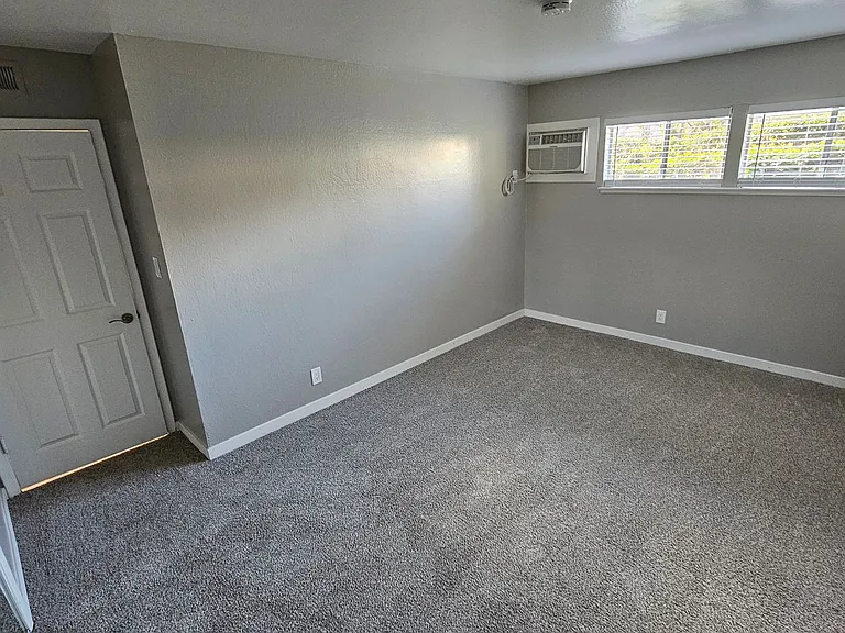 Arden Fair Apartments — Photo 43