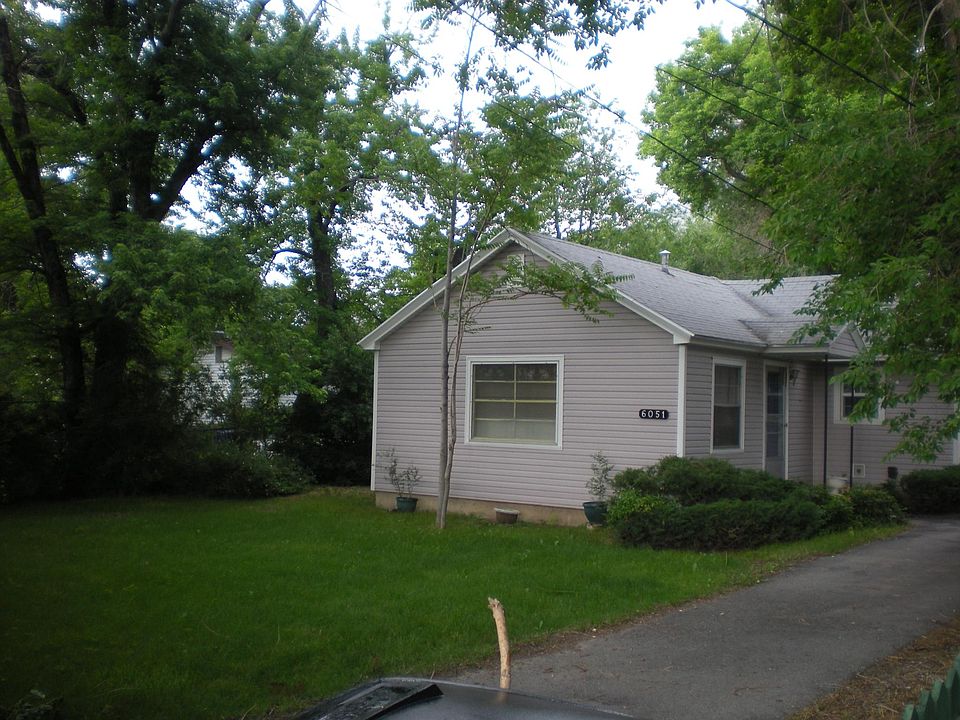 2nd image of 6051 S Highland Dr