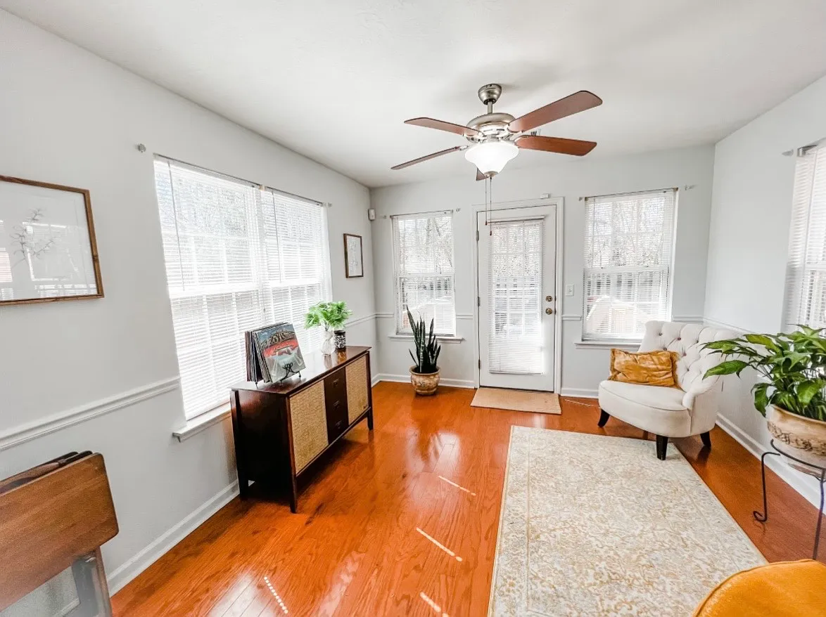 3 bed, 1754 sqft, $1,650 — Photo 2