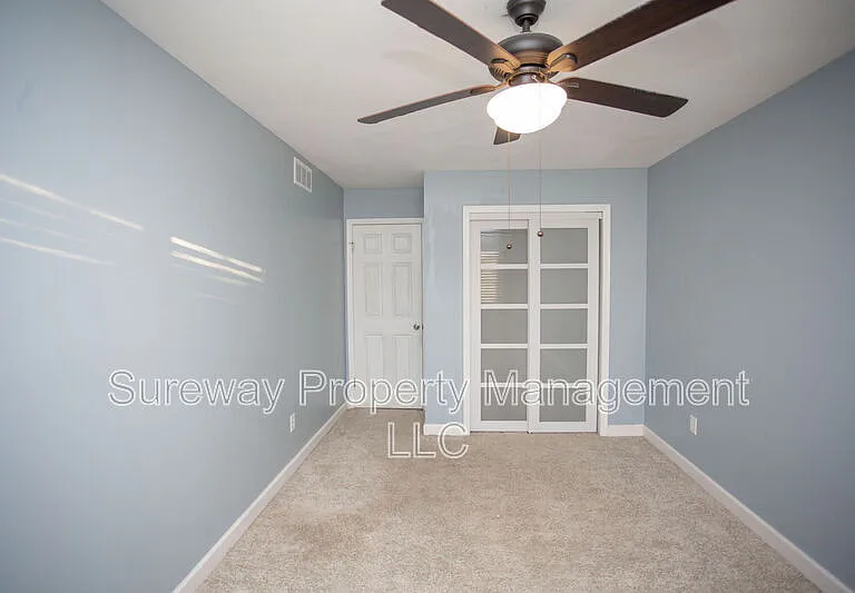 7 Curry Ct — Photo 43