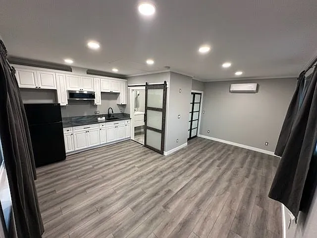 1 bed, 1.0 bath, $2,200 — Photo 6