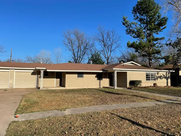 1011 N Harbin Dr, Stephenville, TX 76401