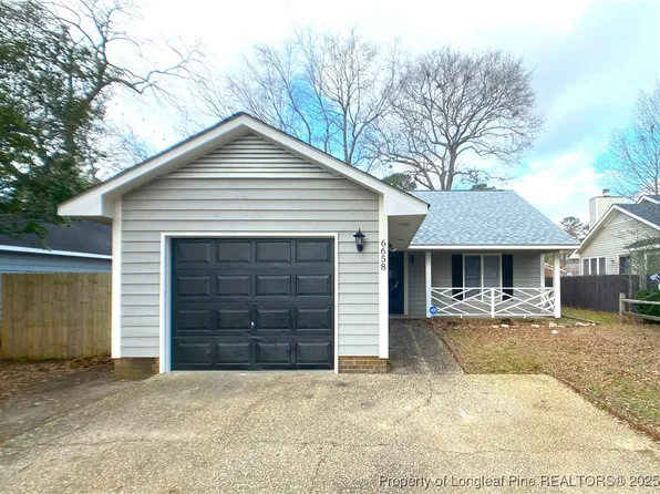 6658 Winchester St, Fayetteville, NC 28314