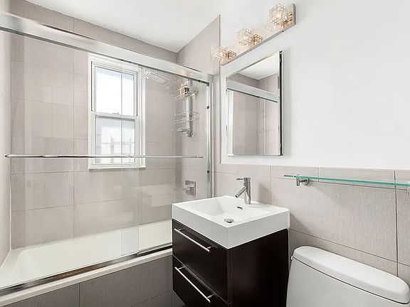 4th image of 201 E 37th St APT 9B
