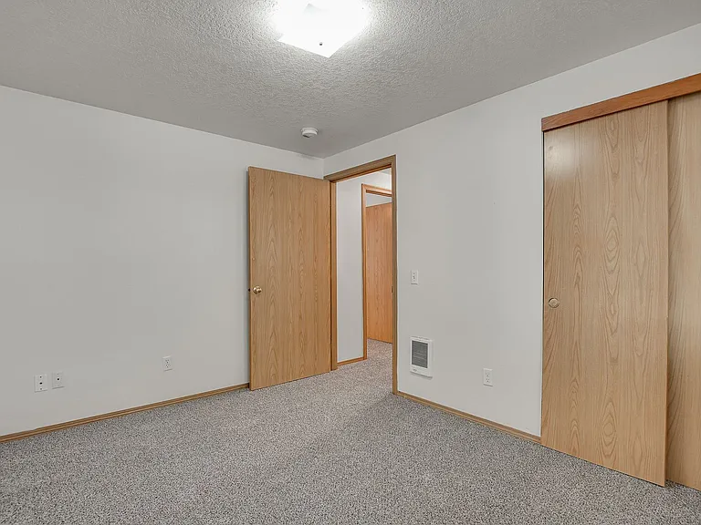 12509 SE Foster Rd — Photo 18