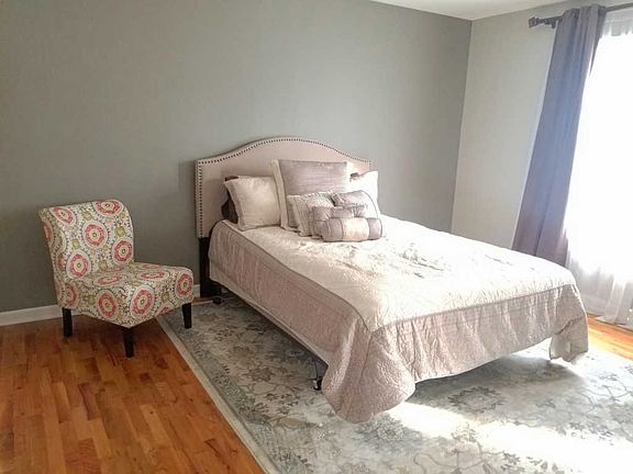 3rd image of 4345 Latin Ln