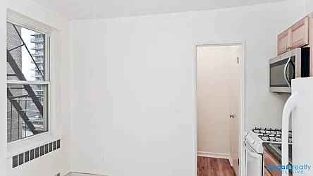 Rented by Moda Realty