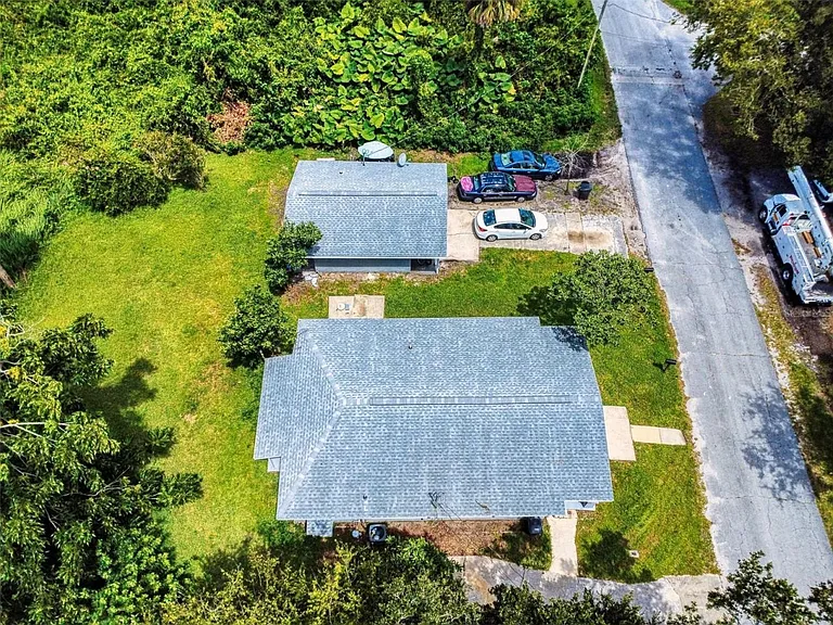 1103 Washington St — Photo 38