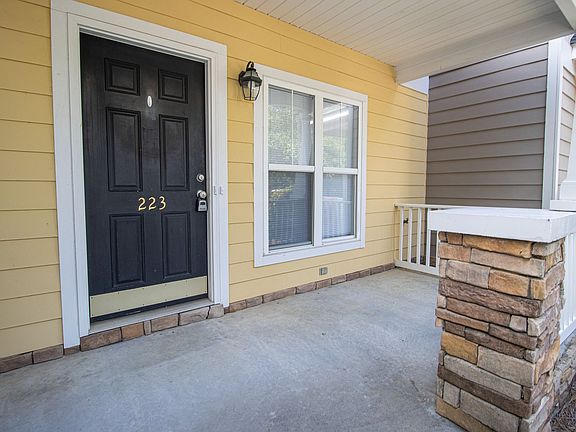 2nd image of 223 Forest Green Dr