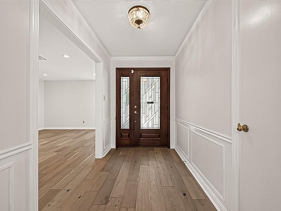 5th image of 12411 Pinerock Ln