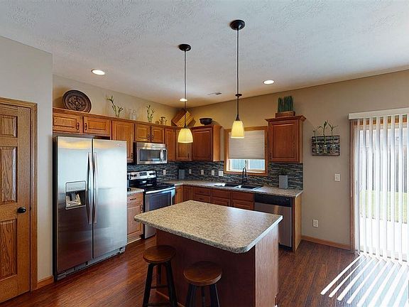 5th image of 6816 S Witzke Ave