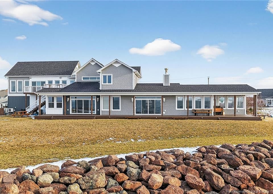 1st image of 75 Ptit Barachois Rd