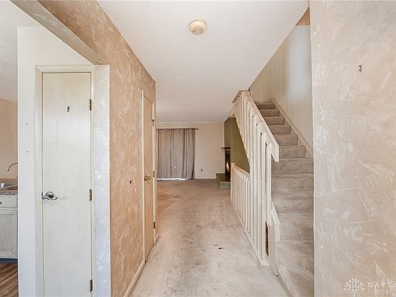 3rd image of 1600 Gelhot Dr APT 201