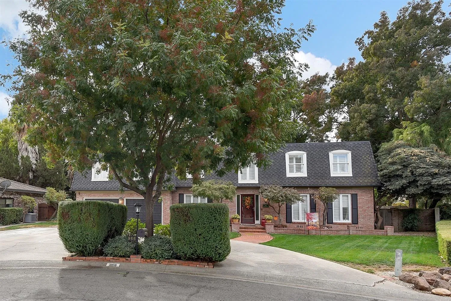 966 Marlin Ct photo 1