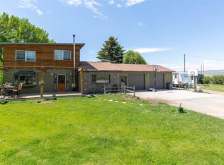 1155 Yadon Rd, Manhattan, MT 59741