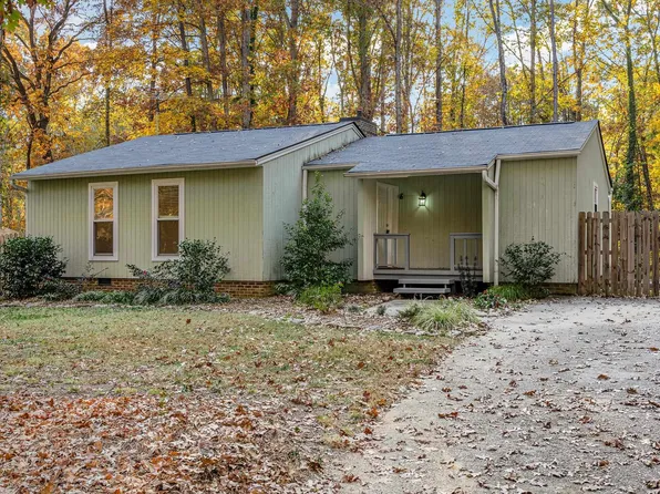 1226 Gatehouse Dr, Cary, NC 27511