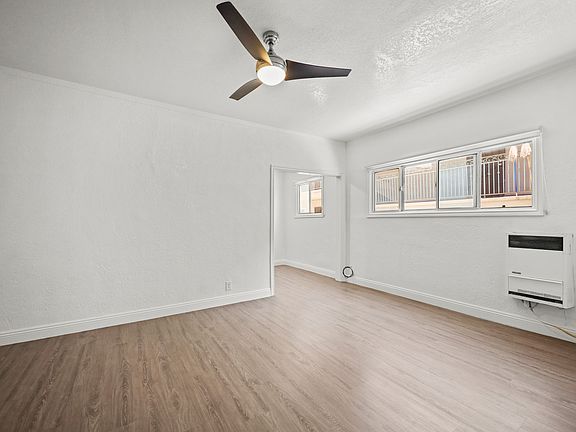 3rd image of 1932 W 25th St APT 4