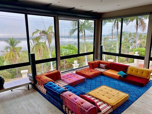 Main livingroom