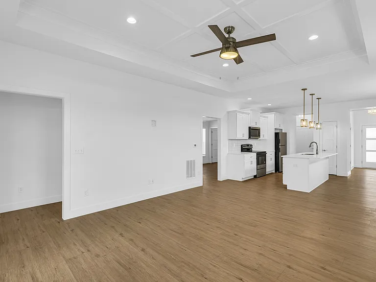 70 E Airport Rd #34 — Photo 13