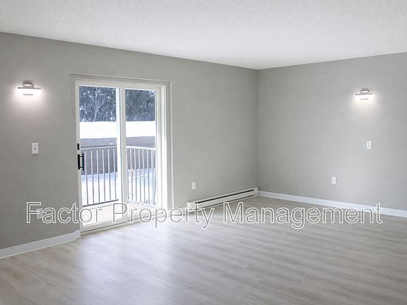3rd image of 418 Allan Ave APT 5