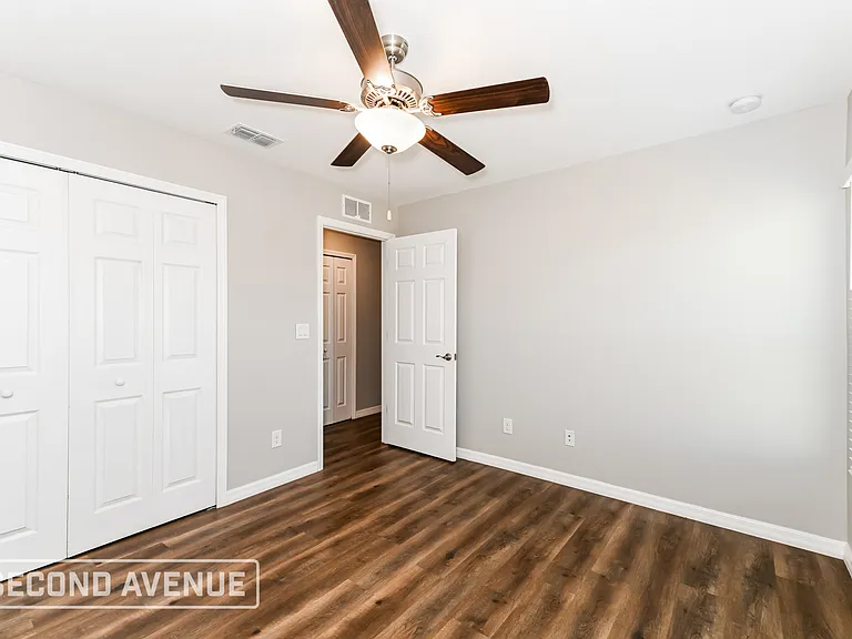 108 NW 26th St — Photo 17