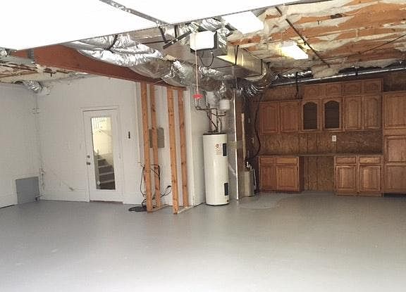 Garage 2