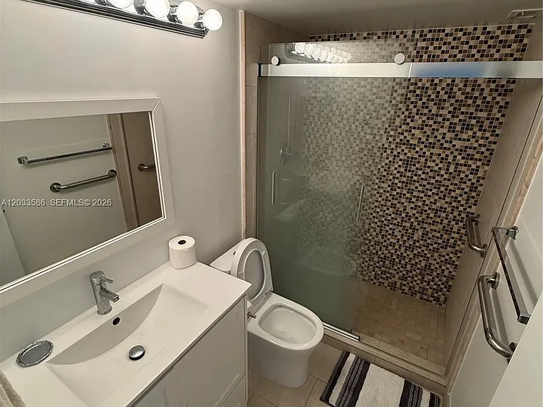 5555 Collins Ave #9V — Photo 13
